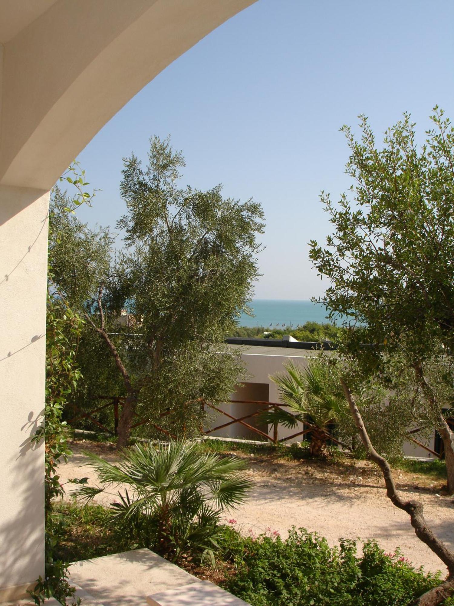 Baia Degli Aranci Suite & Apartments Vieste Exterior photo